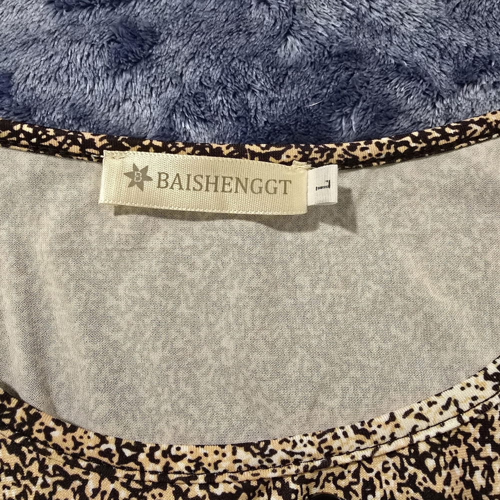 Women's Medium Tunic - Picture 2 of 4